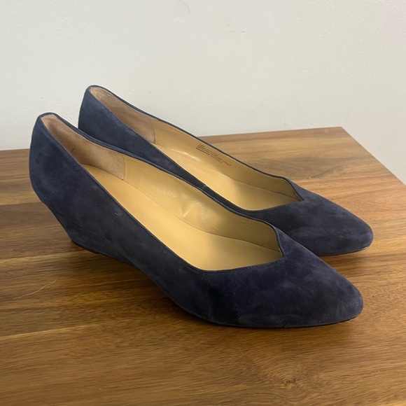 Talbots navy LACEY PLATFORM WEDGES - SUEDE size 10 - Picture 2 of 11